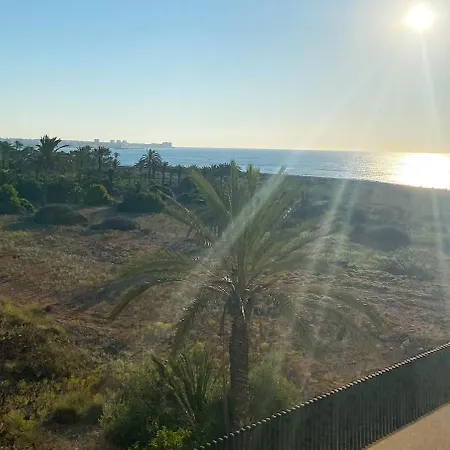 Peaceful With Sea & Nature Views, Terrace, Pool And Garage Apartment *