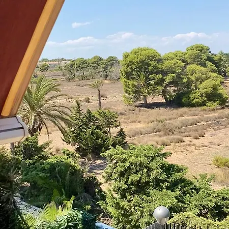 Peaceful With Sea & Nature Views, Terrace, Pool And Garage شقة