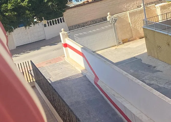 Διαμέρισμα Peaceful With Sea & Nature Views, Terrace, Pool And Garage Τορεβιέχα