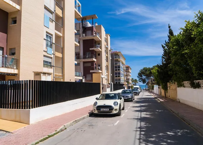 Peaceful With Sea & Nature Views, Terrace, Pool And Garage * Τορεβιέχα